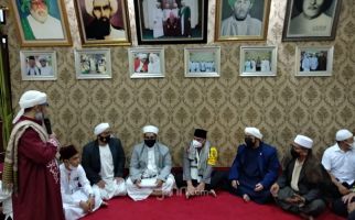 Doa Irjen Fadil Imran Saat Berkunjung ke Majelis Nurul Musthofa - JPNN.com