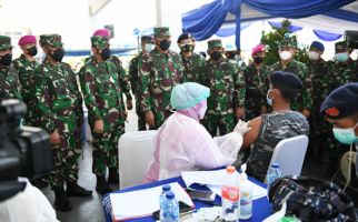 TNI AL Prioritaskan Pemberian Vaksin kepada Prajurit Satuan Operasi - JPNN.com