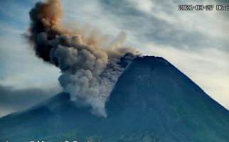 Hari Ini Sudah Tujuh Kali Merapi Meluncurkan Awan Panas Guguran - JPNN.com