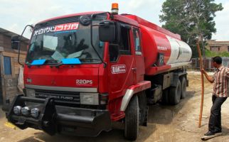 Dalami Tangki Pertamina yang 'Kencing' di Jalan - JPNN.com