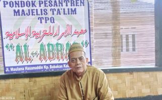 Kiai Akhmad Khudori Angkat Bicara Merespons Teror Bom Makassar, Kalimatnya Keras - JPNN.com