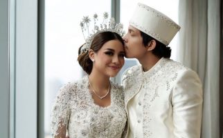Atta Halilintar dan Aurel Dapat Kado Spesial dari Iriana Jokowi - JPNN.com