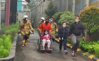 Trafo Basemen Apartemen Tamansari Sudirman Terbakar, Ratusan Penghuni Dievakuasi - JPNN.com