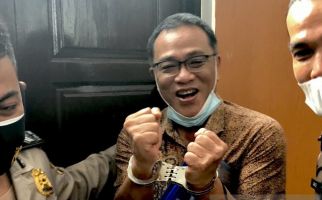 Berbicara kepada Hakim, Jumhur Hidayat Meminta Laptop Anaknya Dikembalikan - JPNN.com