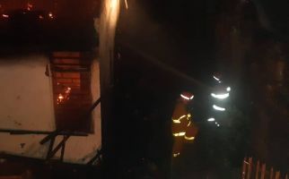 Rumah Megawati di Bekasi Ludes Terbakar - JPNN.com