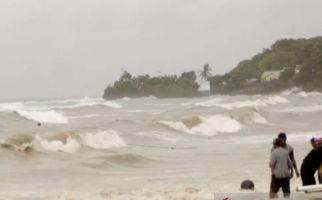 Dihantam Badai Seroja, 2 Nelayan NTT Terseret hingga Australia - JPNN.com