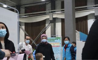 Vaksinasi COVID-19 untuk WNA, China Dahulukan Umat Islam - JPNN.com