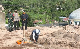 Pemprov Jatim Percepat Pembangunan Rumah Sementara untuk Pengungsi Gempa Malang - JPNN.com