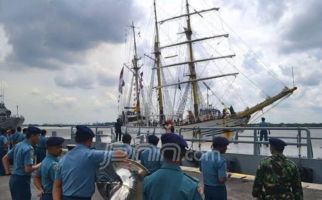 Orang-Orang 'Penting' di Ekspedisi KRI Dewaruci Keliling Dunia (1) - JPNN.com