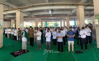 Bolehkah Booking Tempat Salat? - JPNN.com