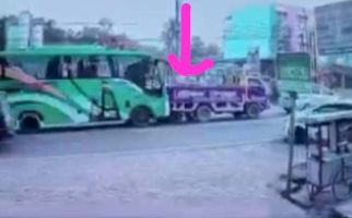 Detik-Detik Mbak Lesi Maryati Tewas Terjepit Bus dan Truk, Terekam CCTV, Videonya Viral - JPNN.com