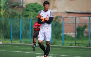 Kiper Madura United Ridho Jazuli Pilih Rayakan Lebaran di Kampung Halaman - JPNN.com