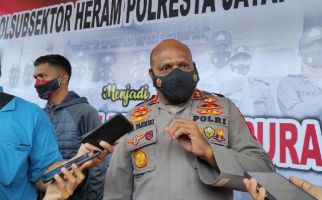 Pemilihan Kepala Kampung Ricuh, Kaki Seorang Polisi Robek, 1 Warga Tewas Tertembak - JPNN.com