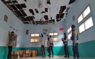Ledakan Petasan Tewaskan Satu Orang, Hancurkan Plafon Rumah, Begini Kondisinya - JPNN.com