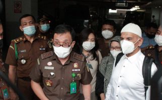 Mark Sungkar Jadi Tahanan Kota, Zaskia dan Shireen Jaminannya - JPNN.com