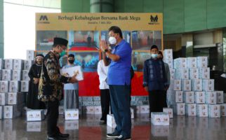 Bank Mega Bagikan 20 Ribu Paket Sembako Senilai Rp2,5 Miliar - JPNN.com