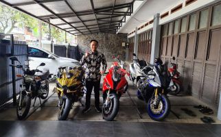 Dahulu Tukang Parkir, Doni Kini Jadi Kolektor Mobil dan Motor Sport - JPNN.com