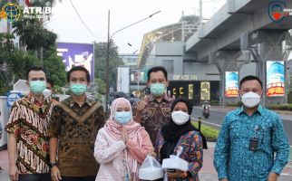 Kementerian ATR/BPN Berbagi Takjil Gratis di Lingkungan Kantor - JPNN.com