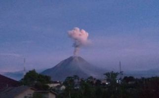 Gunung Sinabung Bergejolak Lagi saat Lebaran - JPNN.com