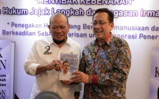 Peringati Harkitnas, Irman Gusman Luncurkan Buku Soal Hukum dan HAM - JPNN.com