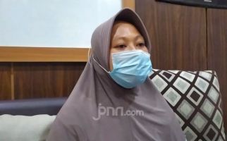 Tipu Duit Arisan Emak-Emak Hingga Miliaran, Mia Kabur Bersembunyi di Masjid - JPNN.com