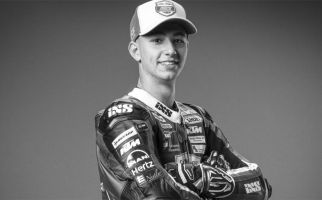 Usai Tabrakan Saat Latihan, Pembalap Moto3 Jason Dupasquier Meninggal Dunia - JPNN.com