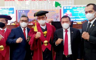Orasi Ilmiah Rektor Unhan Memperkuat Landasan Intelektual Indonesia Poros Maritim Dunia - JPNN.com