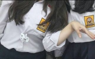 IW Minta Duit kepada Teman Siswinya, Ditolak, Kantin Sekolah Langsung Heboh - JPNN.com