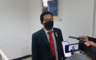 Ketua IDI Jatim Beber Sejumlah Fakta Penyebab Lonjakan Kasus Covid-19 di Bangkalan - JPNN.com