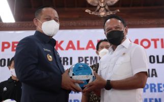 Menpora Kunjungi Kebumen, Ini Pesannya untuk Bupati Arif Sugiyanto - JPNN.com