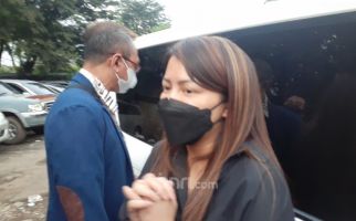 Anji Telah Sepekan Ditahan, Wina Natalia: Saya Akan... - JPNN.com