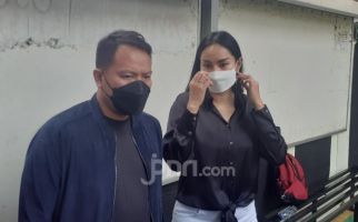 Akui Sudah Bercerai dari Vicky Prasetyo, Kalina Ocktaranny: Gue yang Salah - JPNN.com