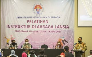 Kemenpora Tingkatkan Kualitas Instruktur Olahraga Lansia - JPNN.com