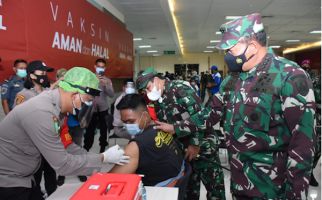 Gelar Vaksinasi Massal, TNI AL Menyasar Area Pelabuhan - JPNN.com