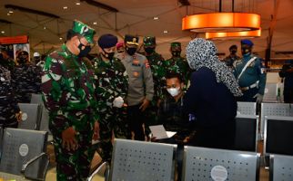 Setelah Tanjung Priok, Laksamana Yudo Lanjutkan Serbuan Vaksinasi di Pelabuhan Tanjung Mas - JPNN.com