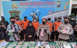 5 Penyelundup 20 Kilogram Sabu-Sabu di Surabaya Terancam Hukuman Mati - JPNN.com