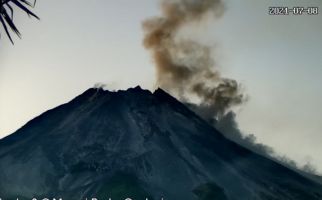 Saat HUT Kemerdekaan RI, Gunung Merapi Keluarkan 323 kali Gempa Guguran - JPNN.com