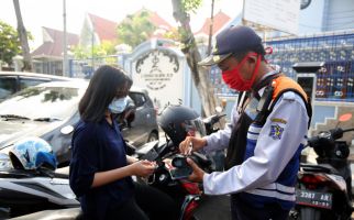 Aturan Baru soal Parkir, Seluruh Warga Surabaya Harus Tahu - JPNN.com