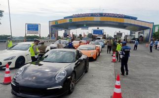 Begini Nasib Rombongan Mobil Mewah yang Keluar dari Gerbang Tol Pandaan - JPNN.com