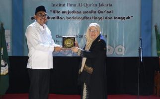 Rektor IIQ Prof Huzaemah Wafat, Gus Jazil: Beliau Teladan Para Ulama Perempuan Indonesia - JPNN.com
