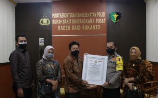 RS Polri Raih Presisi Award Atas Dedikasi Tangani Covid-19 - JPNN.com