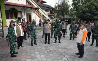 Pesan Penting Letjen TNI Ganip Warsito Saat Kunjungi Selter Asrama Haji Sleman - JPNN.com