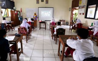 Organisasi Guru Curigai PTM Terbatas di Jakarta Bermuatan Bisnis - JPNN.com
