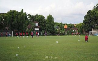 Penuhi Standart FIFA, Bali United Tak Sabar Jajal Rumput Lapangan Trisakti Legian - JPNN.com