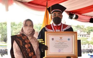 Wakil Ketua MPR Jazilul Fawaid Jadi Wisudawan Terbaik Program Doktor IPDN 2021 - JPNN.com