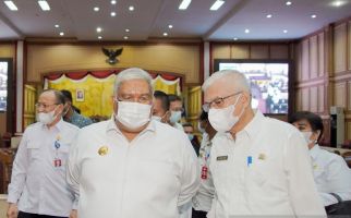 3 Putra Sultra Lolos Calon Taruna Akmil TNI AD, Gubernur Ali Mazi Mendoakan Jenderal Andika Perkasa  - JPNN.com