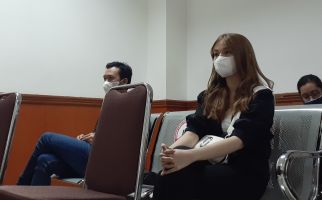 Jeff Smith Dikabarkan Putus dari Aisyah Aqilah, Ibunda Beri Penjelasan - JPNN.com