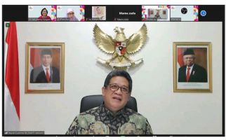 Deputi Gubernur BI Memotivasi Siswa SMA 8 Jakarta, Begini Pesannya - JPNN.com