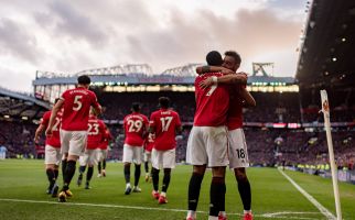 Rusia-Ukraina Memanas, Manchester United Terkena Imbasnya - JPNN.com