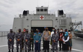 Mendesak! TNI AL Kerahkan KRI Semarang-594 ke Riau - JPNN.com